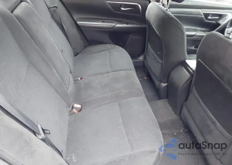 2015 Nissan Altima 2.5 S z USA, uszkodzony, nr VIN 1N4AL3AP2FC587159